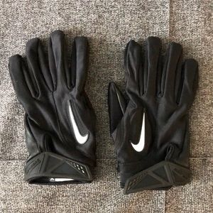 Nike insulated gloves